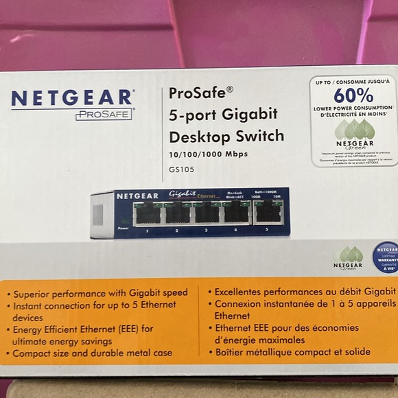 NetGear ProSafe GS105 v4 5-Port Gigabit Ethernet Smart Switch With Power Cable - Picture 2 of 5